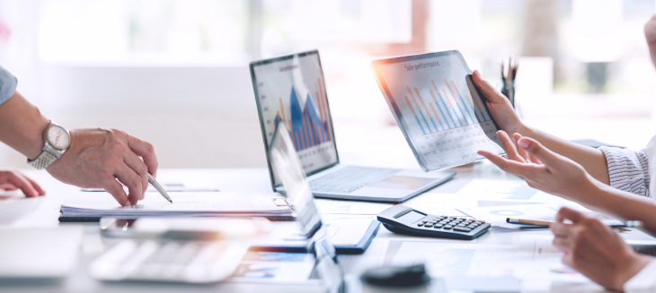 The Benefits of Using a CRM in E-commerce